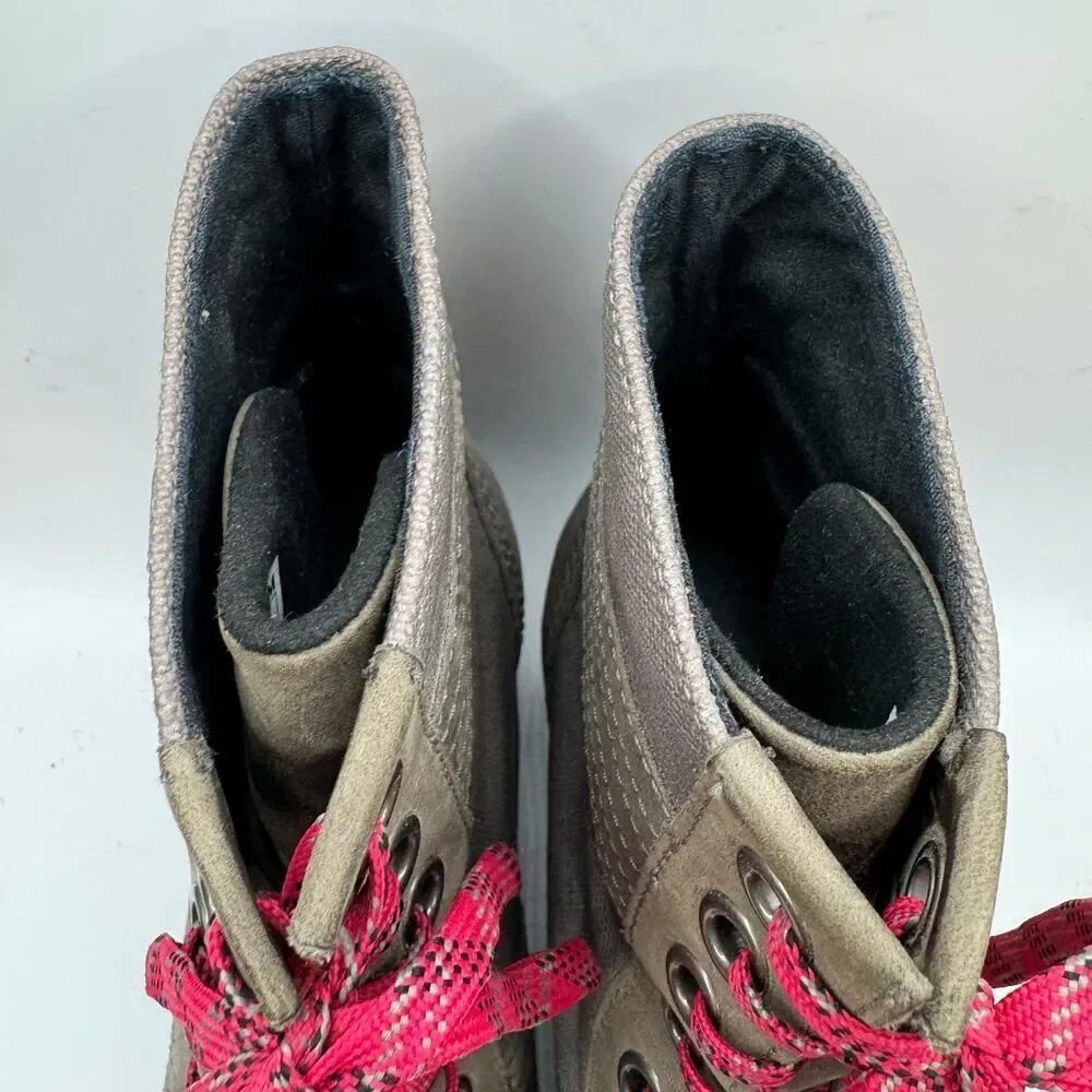 Sorel Gray Lexie Wedge Boots Women's Size‎ 10 NL3046 EUC Grey Pink Lace